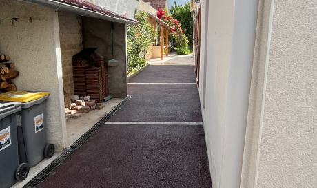 Création d'une allée en béton dans l'Yonne 